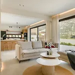 Kisterna Luxury Living Villa Makriotika