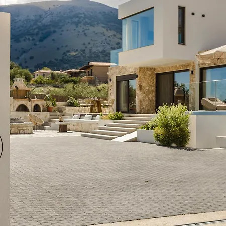 Kisterna Luxury Living Villa