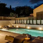 Kisterna Luxury Living فيلة *